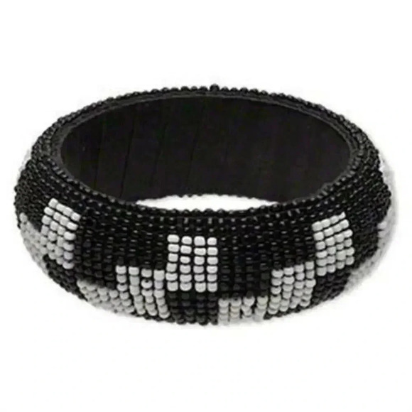 Handcrafted India Beaded Bangle Bracelet Black White Checked Pattern Fair Trade - Picture 1 of 1